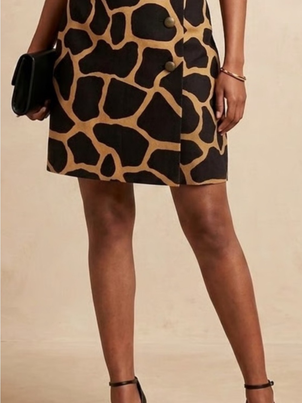 CAMBRIDGE DRY GOODS | Velour Giraffe Print Mini Skirt Sz 6